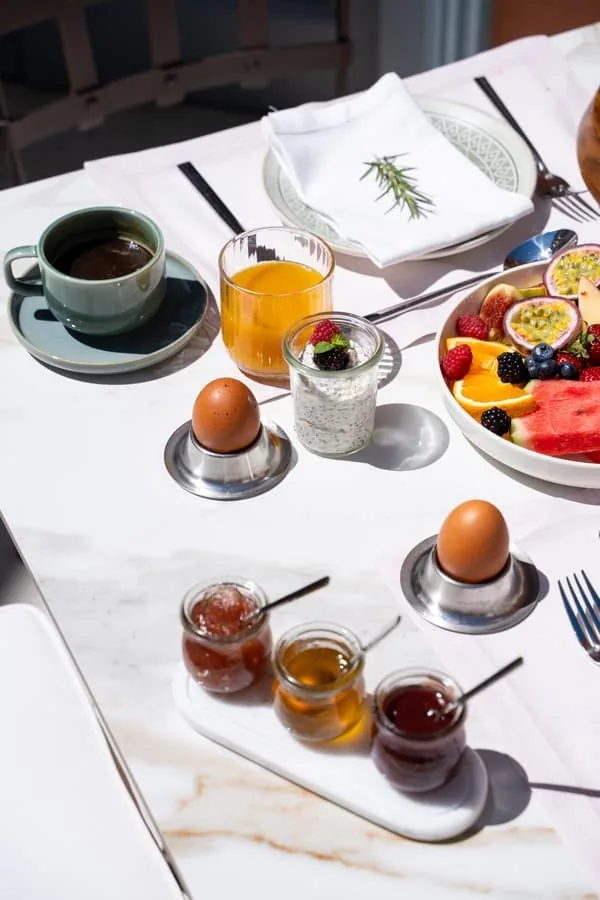 Coffee and eggs