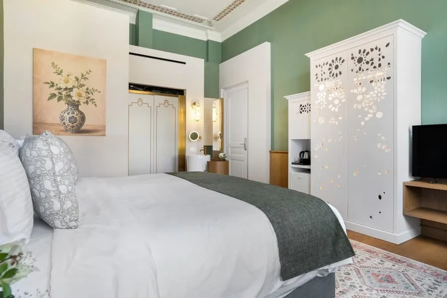 A general view of the suite